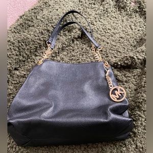 EUC Michael Kors shoulder bag